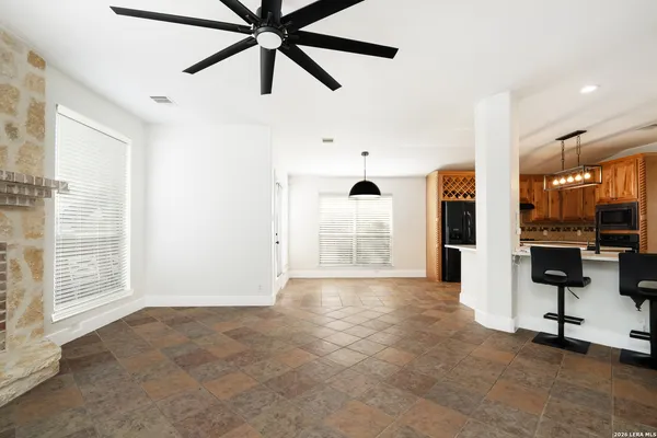 $2,850 | 8910 Los Sonoma Rio, Helotes, TX 78023