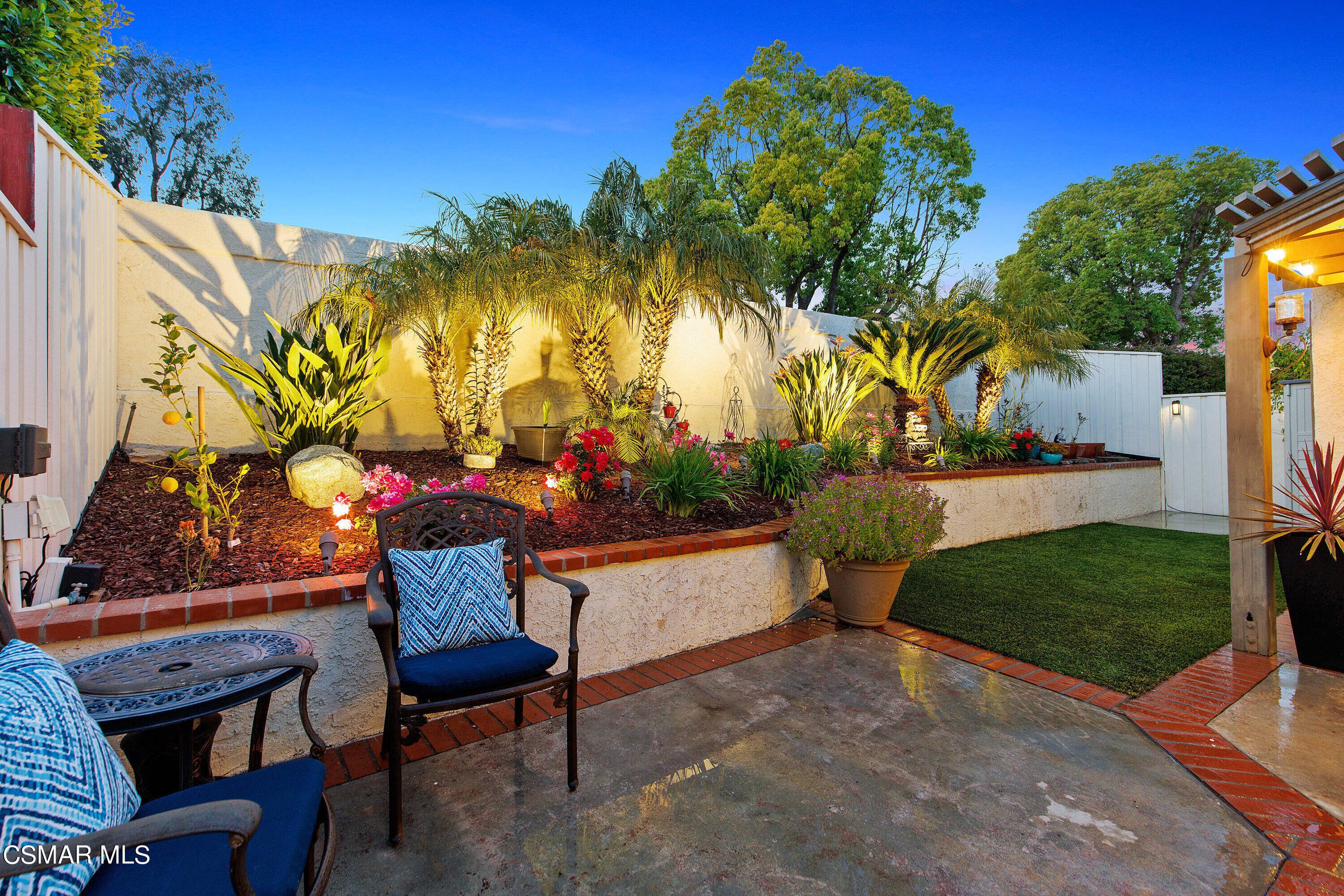 773 Congressional Road Simi Valley, CA 93065 - Photo 31 of 39 a view of a chairs and table in the garden