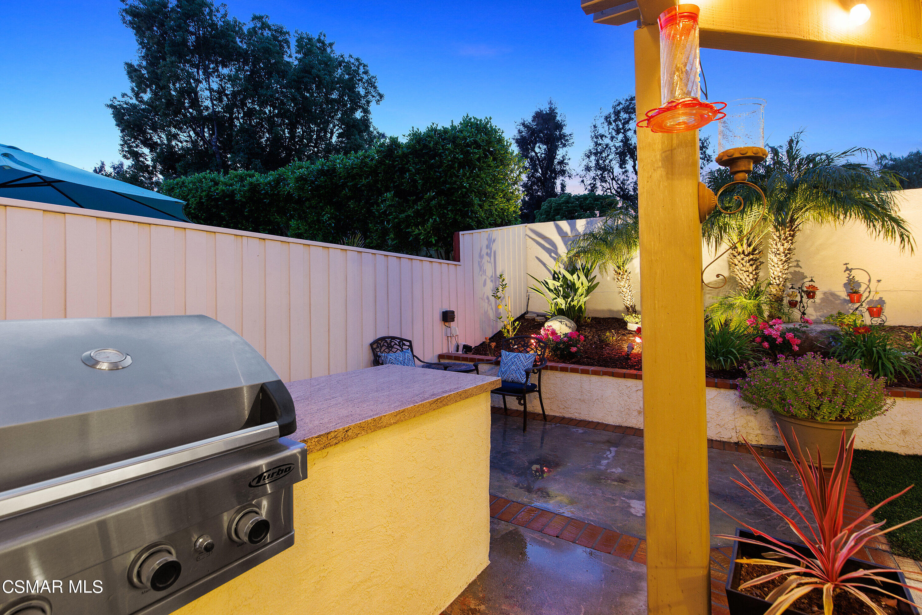 773 Congressional Road Simi Valley, CA 93065 - Photo 36 of 39 a outdoor space with chairs