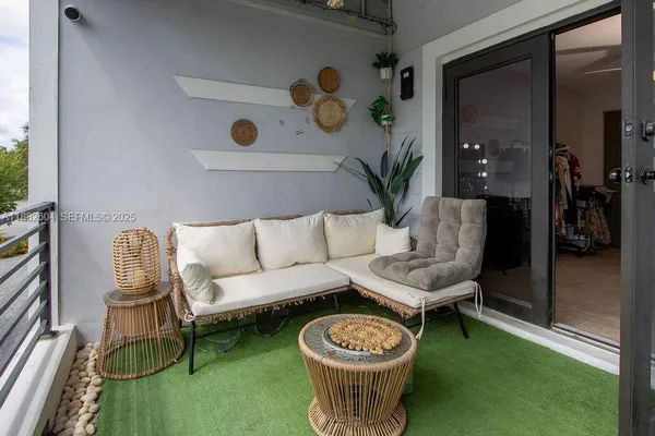 $406,000 | 2061 Washington Avenue, Unit 4, Opa-Locka, FL 33054