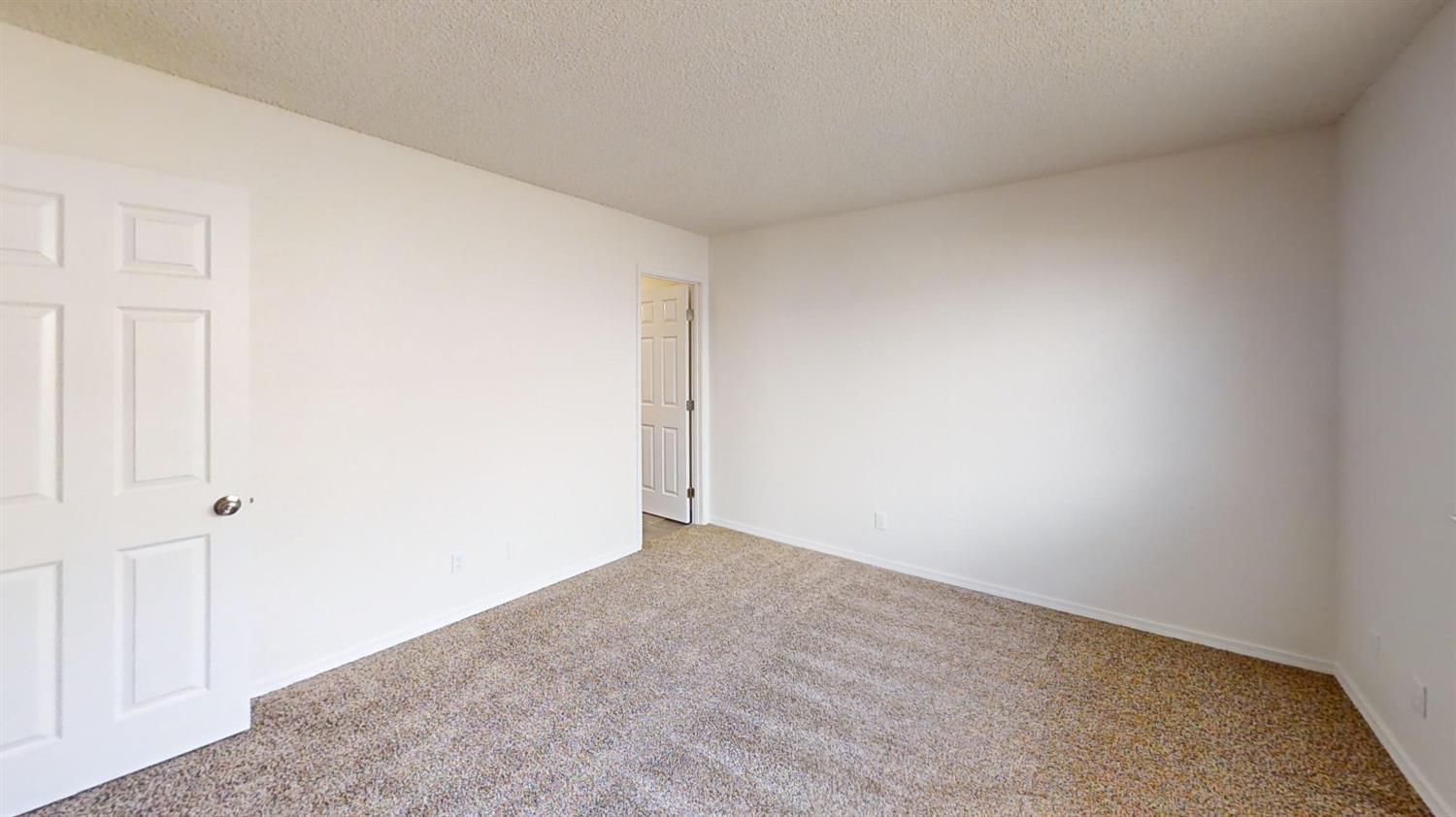 495 Pacific Street Coalinga, CA 93210 - Photo 31 of 33 a view of an empty room