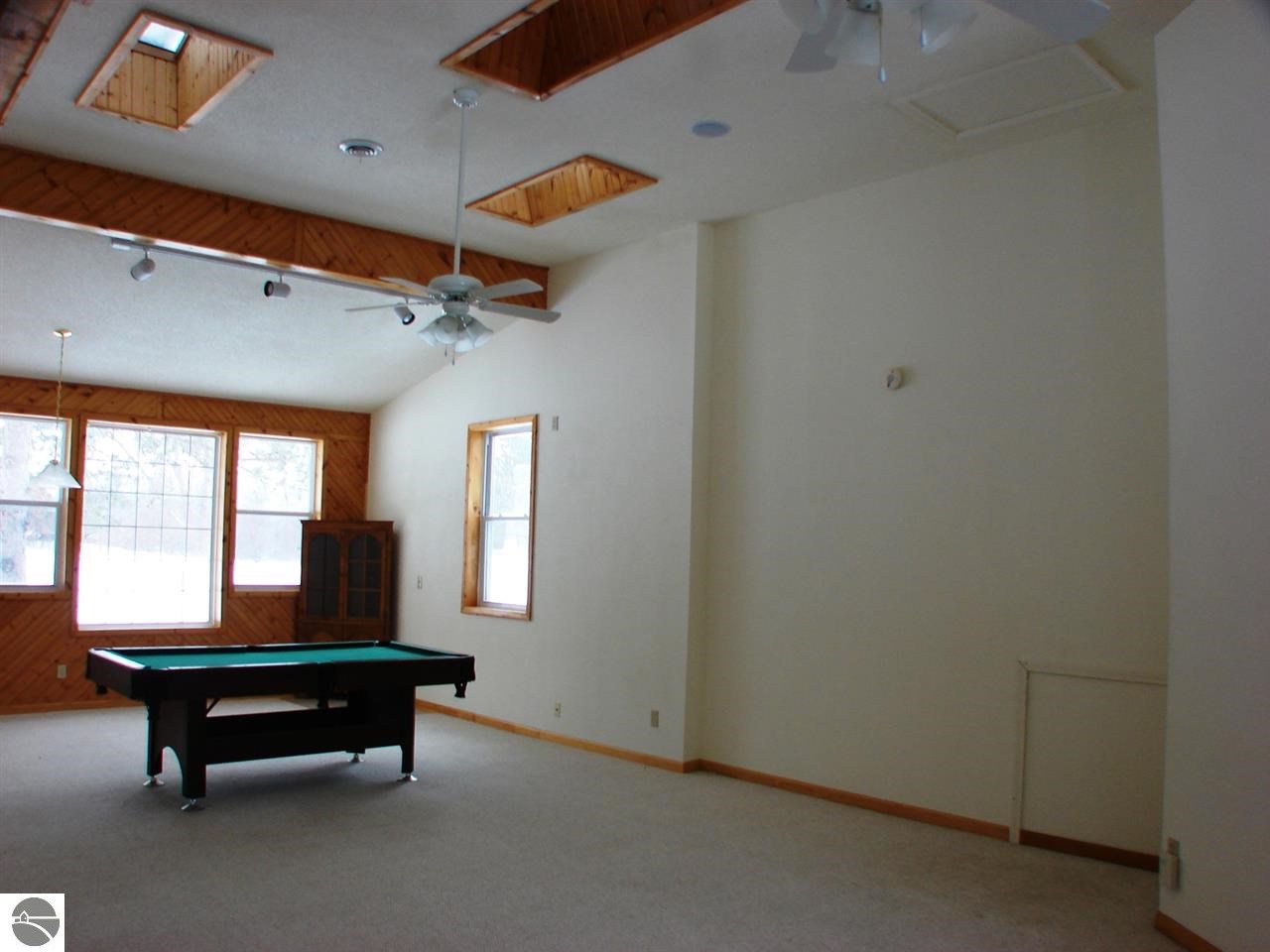 11732 Gates Road Riverdale, MI 48877 - Photo 23 of 48 1794512-22.JPG
