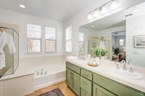 $549,500 | 1660 Glenmore Drive, Fairfield, CA 94533