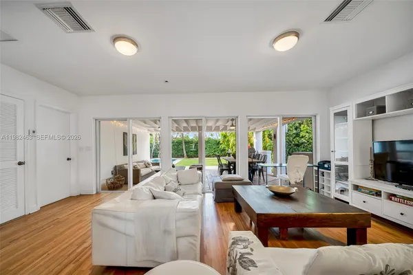 $10,500 | 540 Southwest 27th Road, Miami, FL 33129