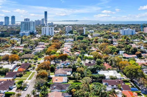 $10,500 | 540 Southwest 27th Road, Miami, FL 33129