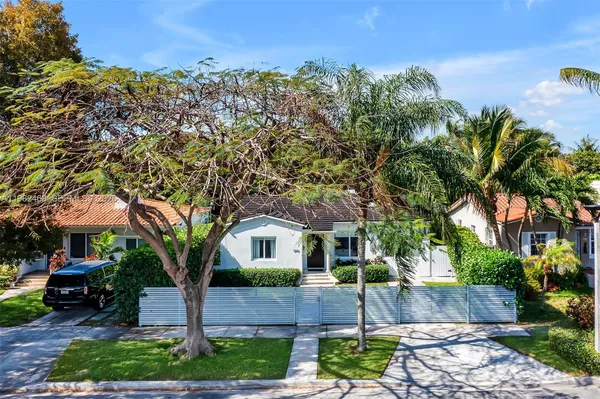 $10,500 | 540 Southwest 27th Road, Miami, FL 33129