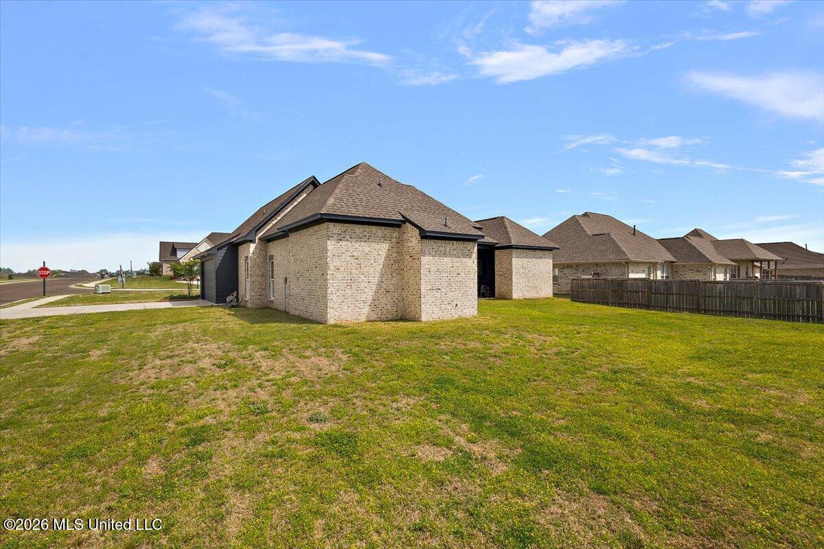645 Peregan Street Canton, MS 39046 - Photo 34 of 38 34-HTP_6795