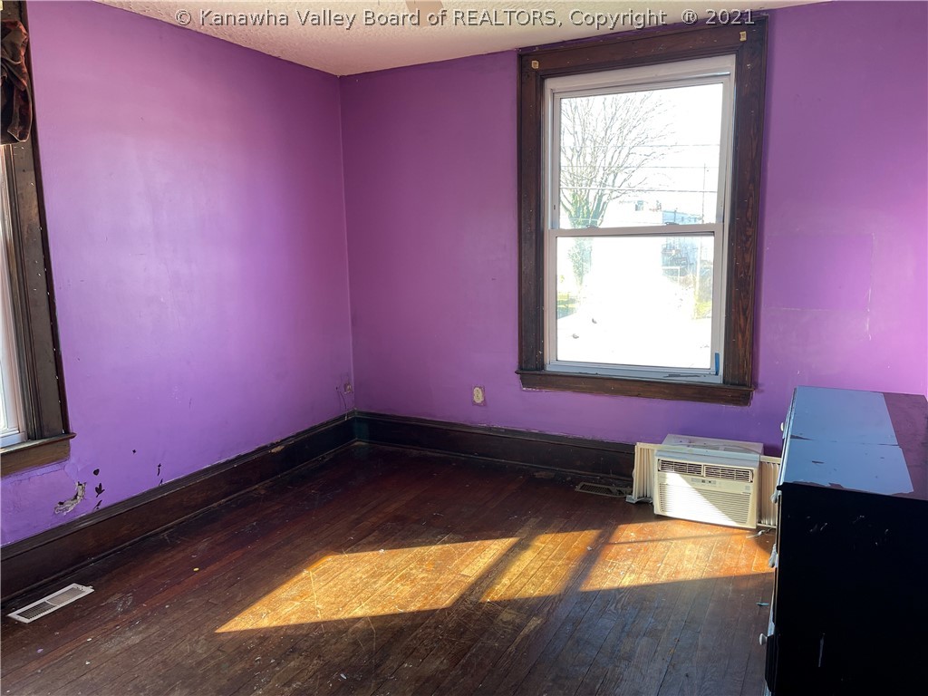 406 Ruffner Avenue Charleston, WV 25311 - Photo 14 of 18 Gallery Image 14
