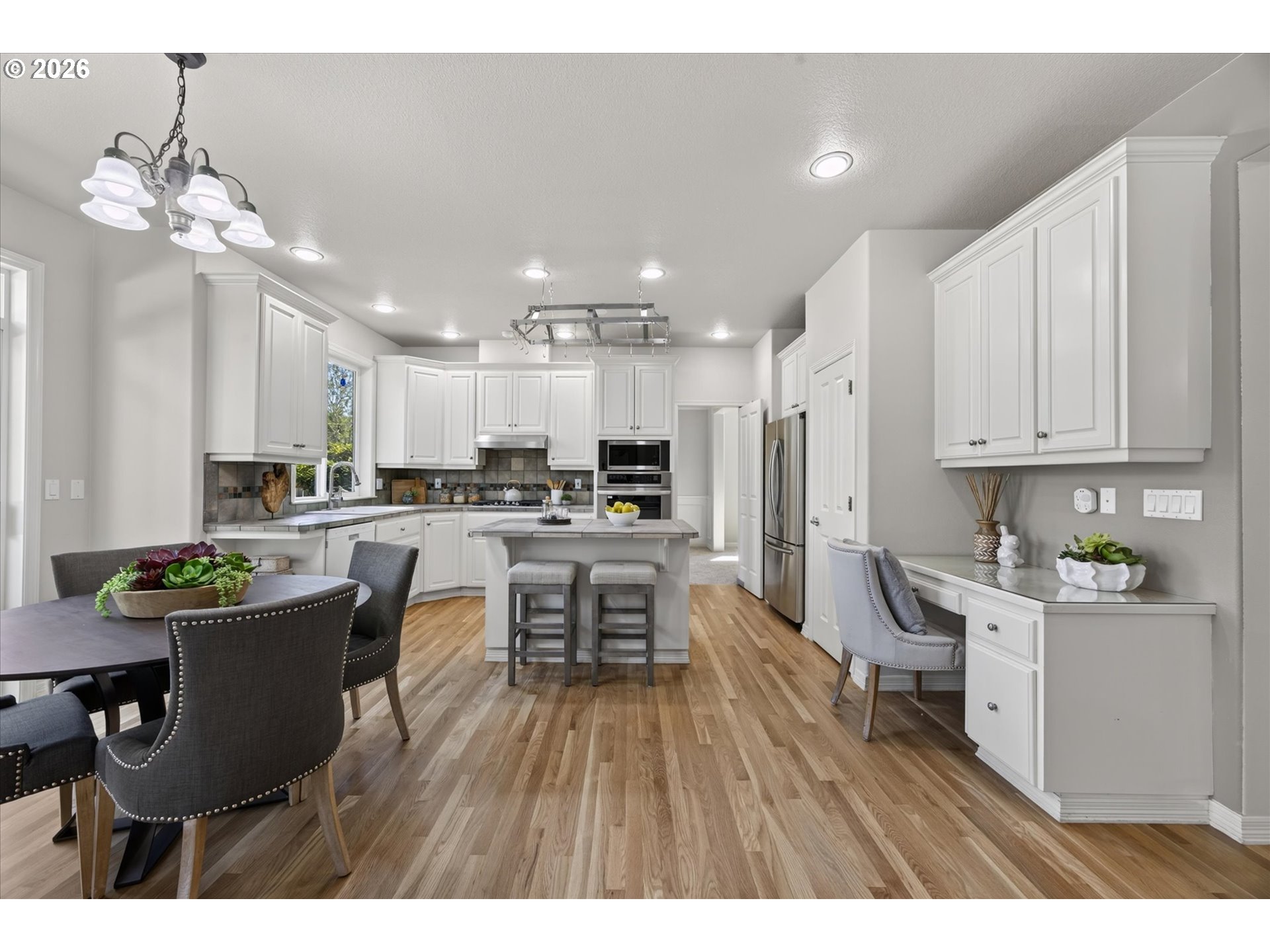 10774 Northwest McDaniel Road Portland, OR 97229 - Photo 10 of 38 Gallery Image 10