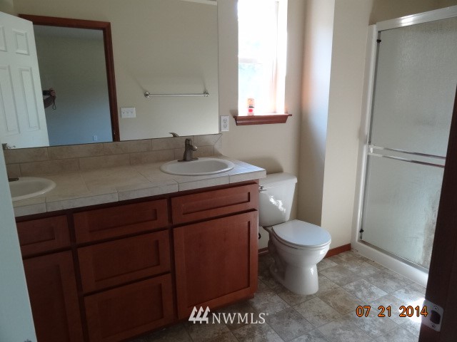 2520 Harts Lake Loop Road South Roy, WA 98580 - Photo 10 of 16 Gallery Image 10
