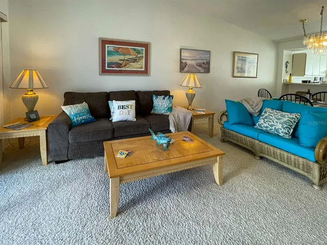 $2,000 | Undisclosed Address, Bradenton, FL 34209