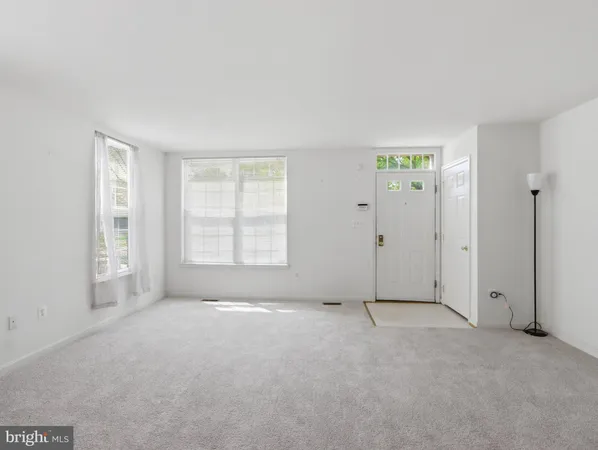 $298,000 | 907 Myrtle Avenue, Baltimore, MD 21201