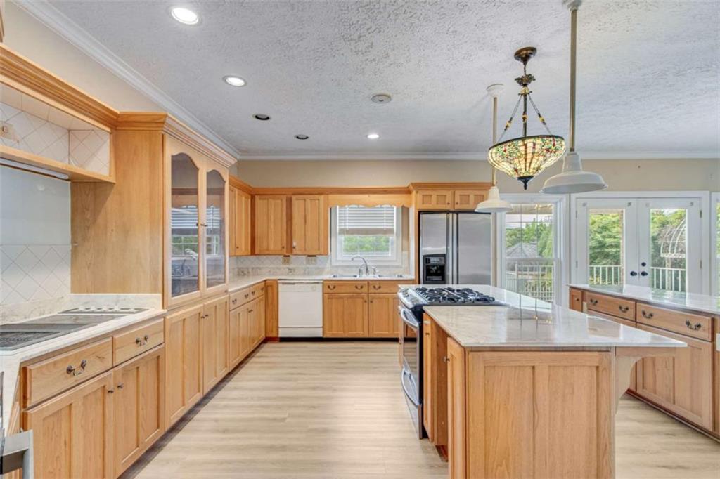 701 Sunshine Road Toccoa, GA 30577 - Photo 11 of 51