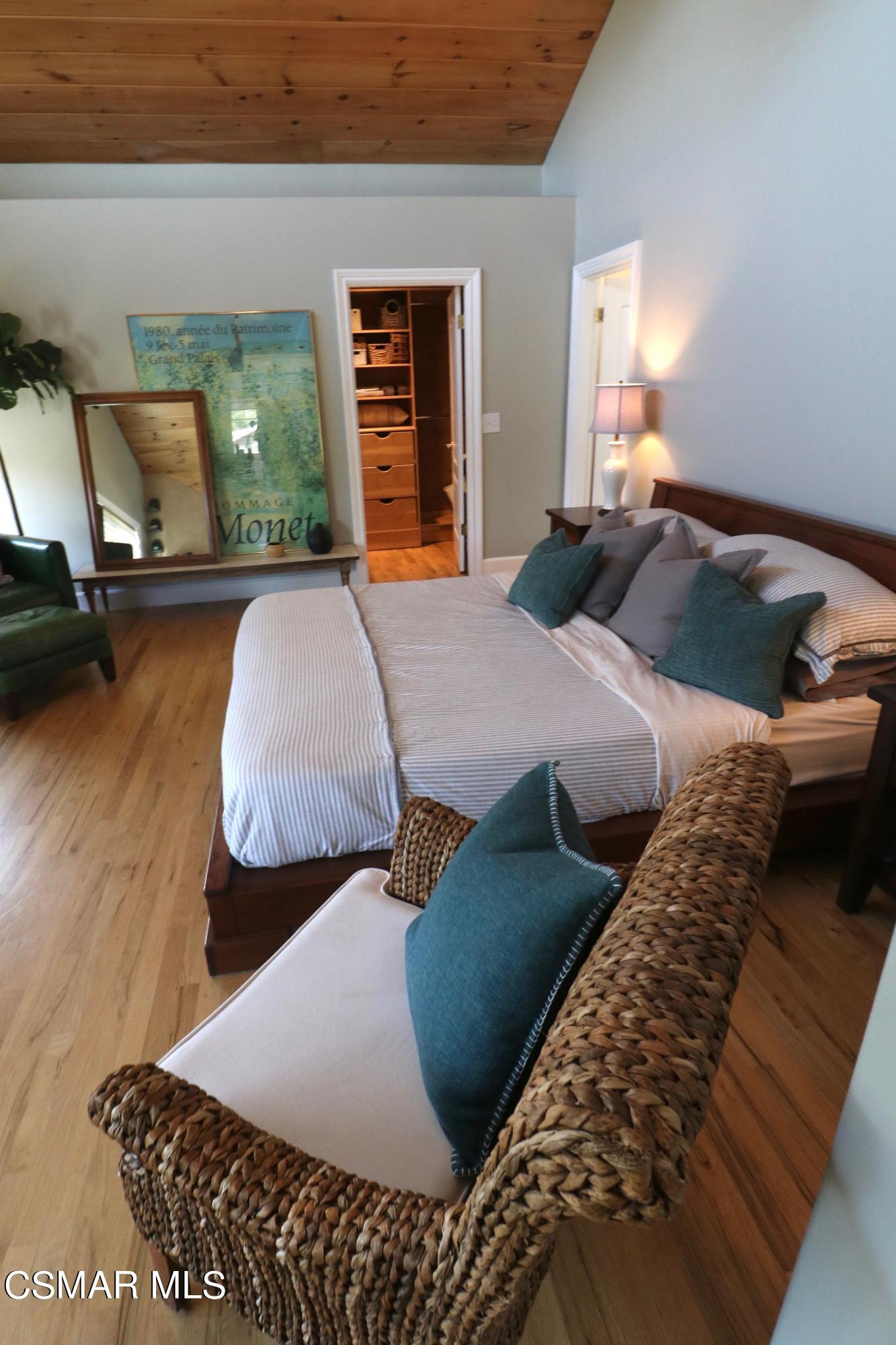 4608 Apricot Road Simi Valley, CA 93063 - Photo 14 of 37 a bedroom with bed and window