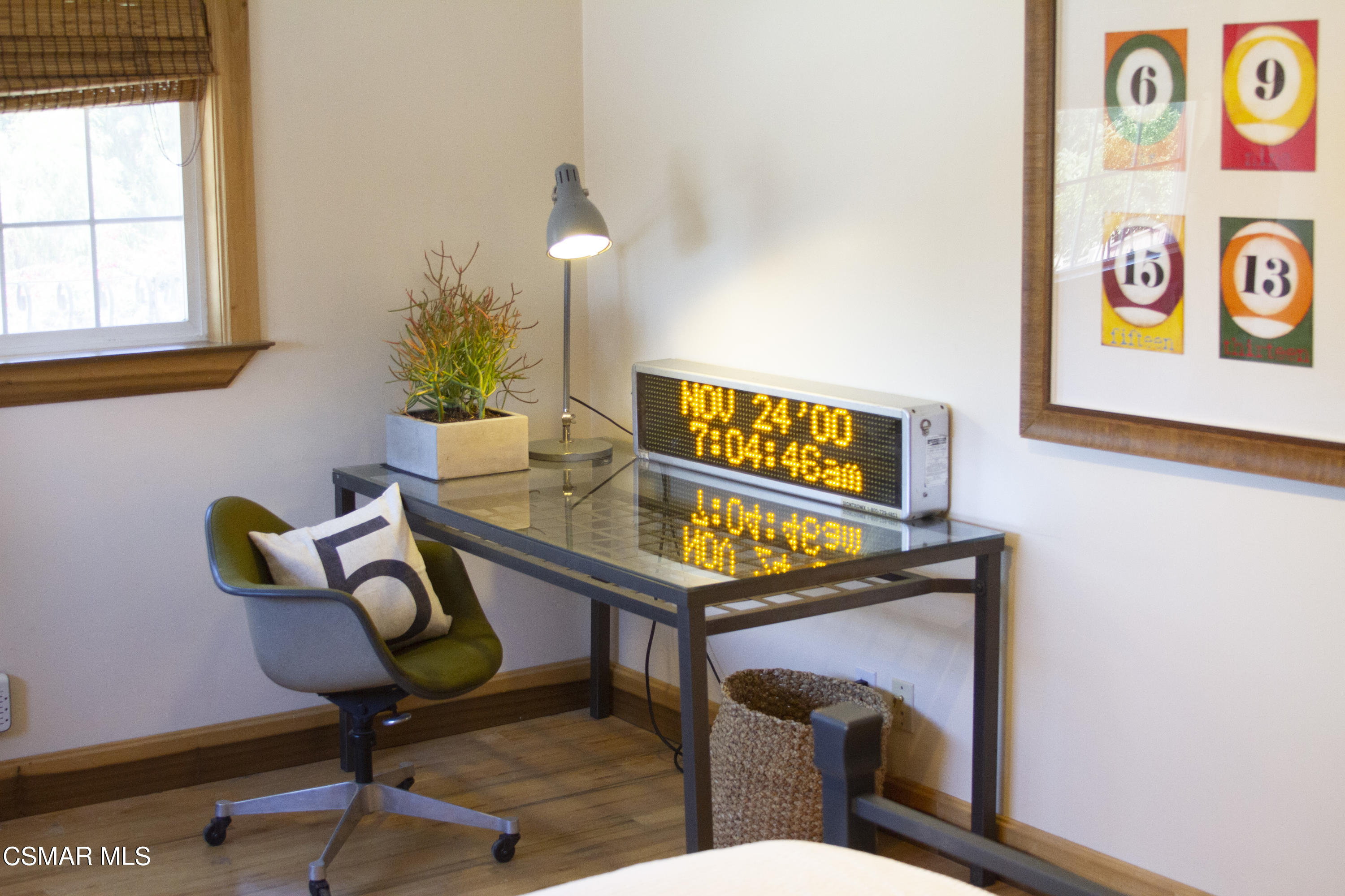 4608 Apricot Road Simi Valley, CA 93063 - Photo 28 of 37 a table that has a table and a chair
