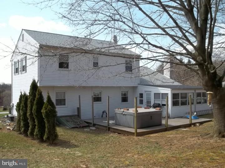 118 Locust Knoll Road Downingtown, PA 19335 - Photo 4 of 22 Exterior Back