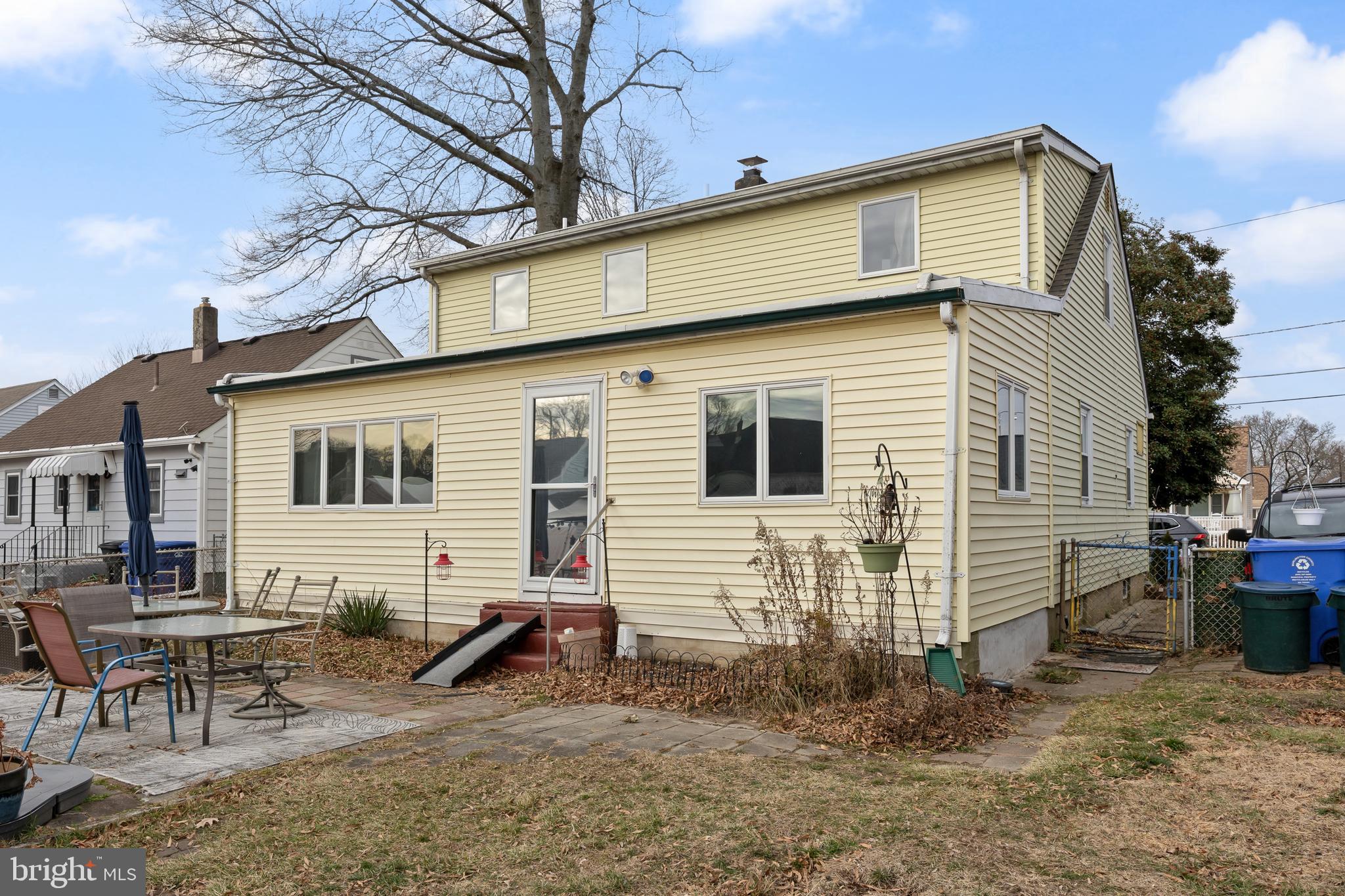 710 Cooper Street Florence, NJ 08518 - Photo 25 of 27 a view of a house with a patio