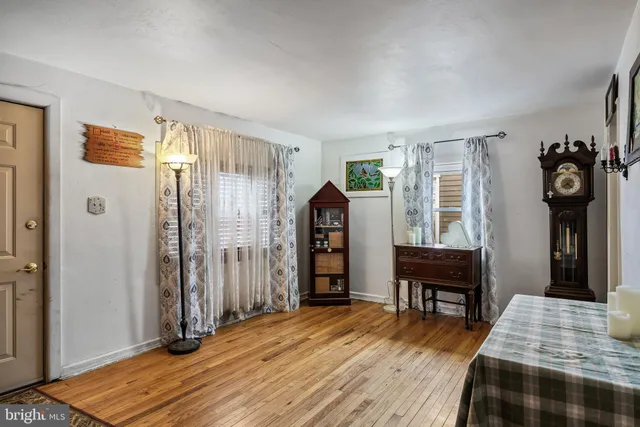 $359,000 | 710 Cooper Street, Florence, NJ 08518