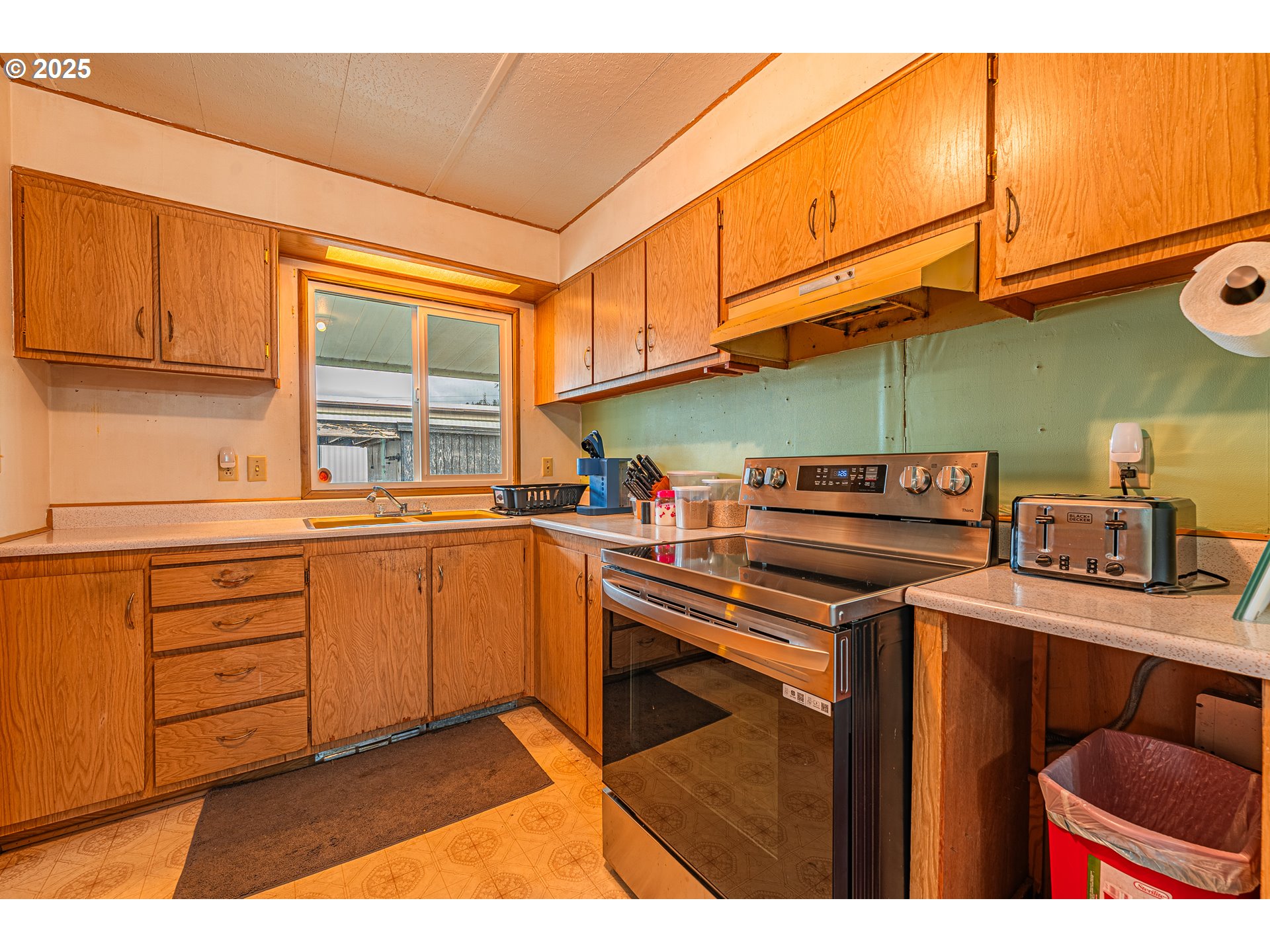 205 South 54th Street, Unit 35 Springfield, OR 97478 - Photo 11 of 21 Gallery Image 11