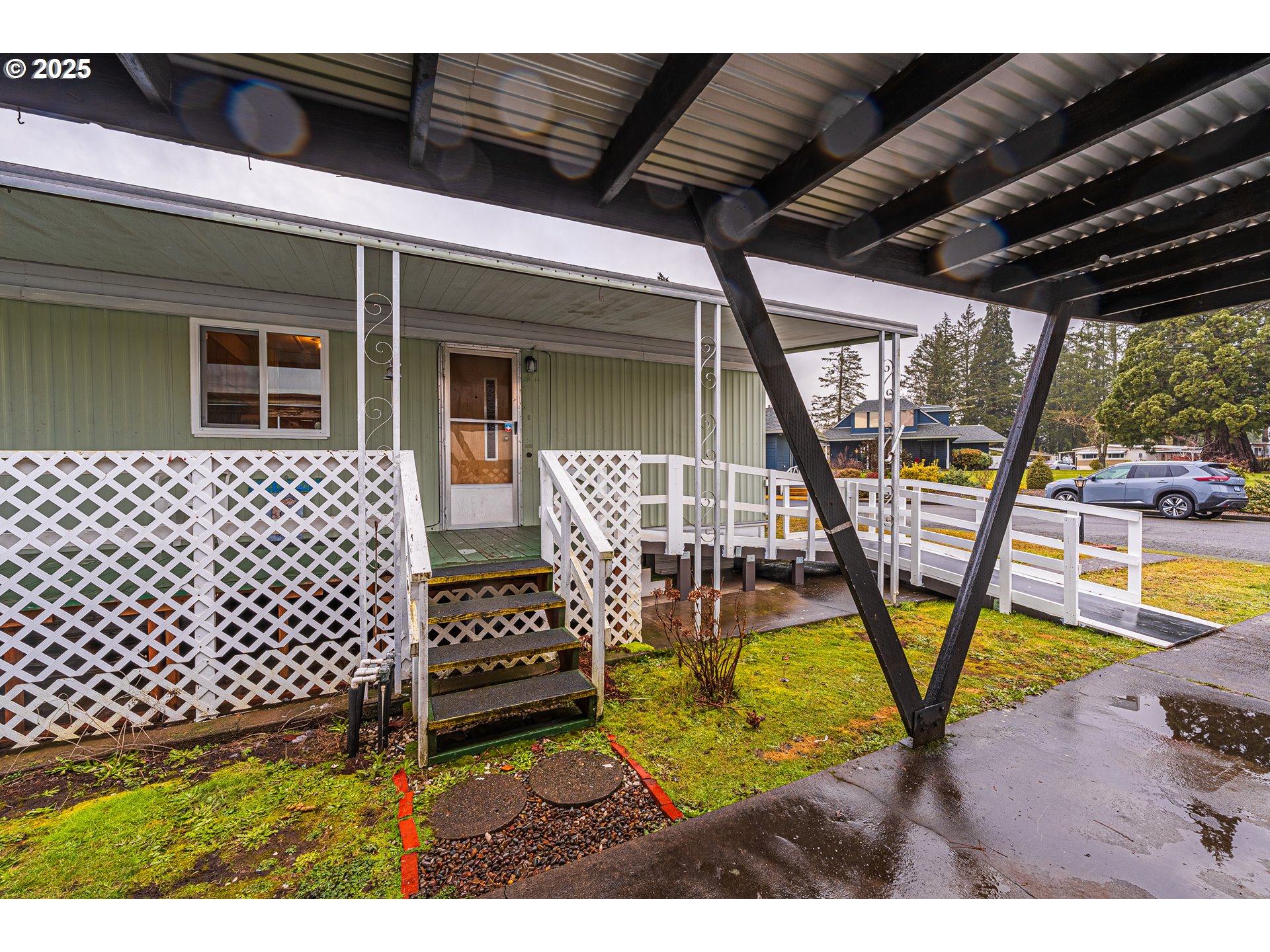 205 South 54th Street, Unit 35 Springfield, OR 97478 - Photo 5 of 21 Gallery Image 5