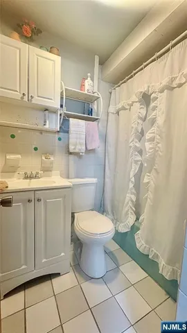 $2,000 | 10 Franklin Avenue, Unit 3, Harrison, NJ 07029