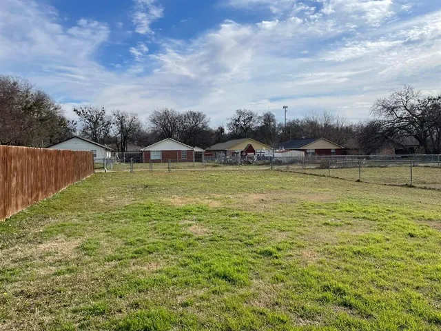 a view of a swimming pool and lake
