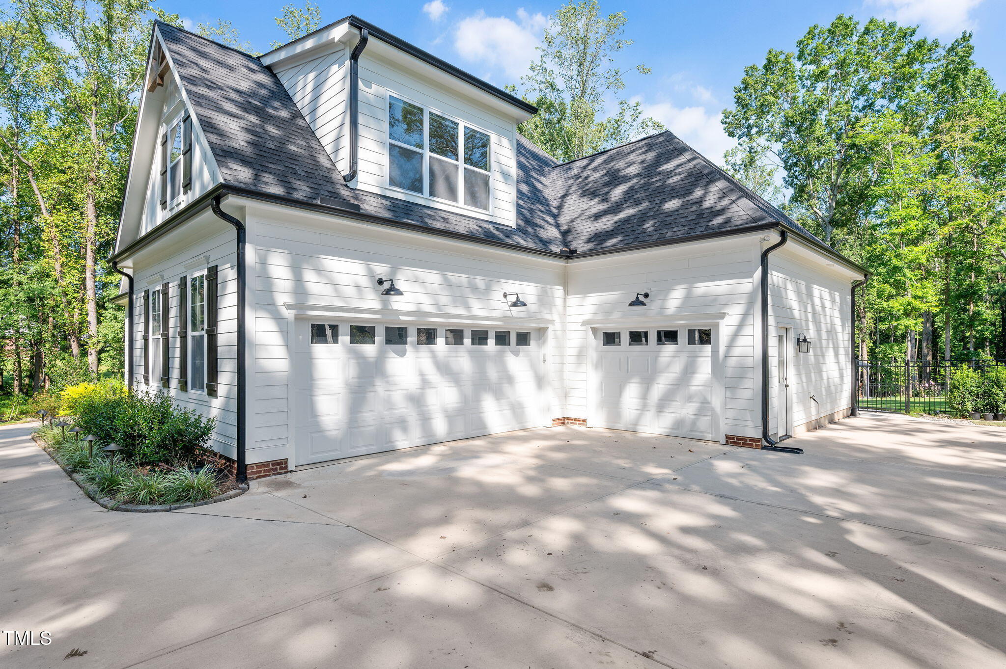 3511 Bruce Garner Road Wake Forest, NC 27587 - Photo 3 of 46 3 car garage