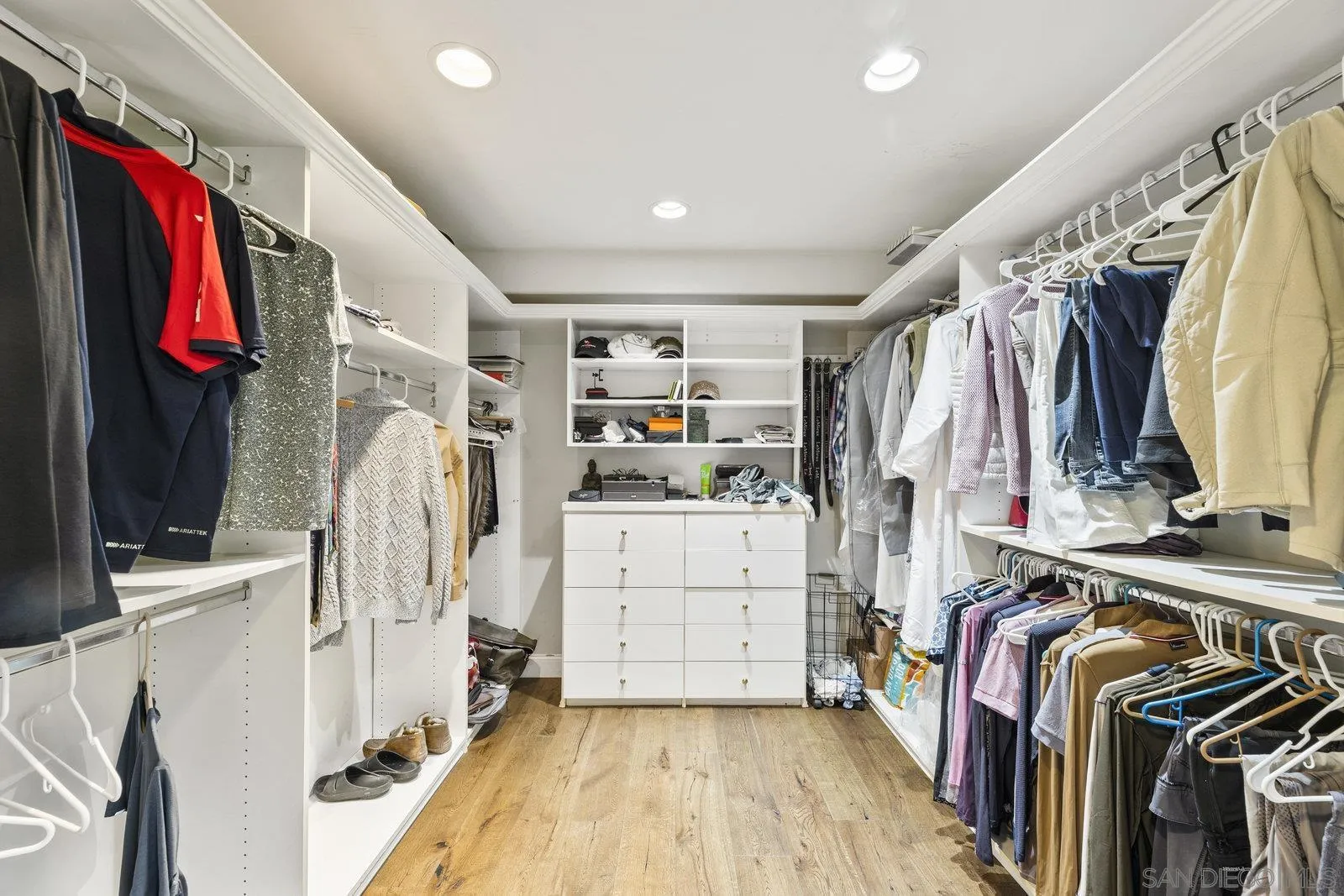 20455 Elfin Forest Road Escondido, CA 92029 - Photo 29 of 50 a view of walk in closet with clothes and shoes