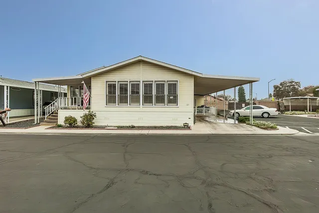 $149,000 | 1551 6th Ave Drive, Unit 121, Kingsburg, CA 93631