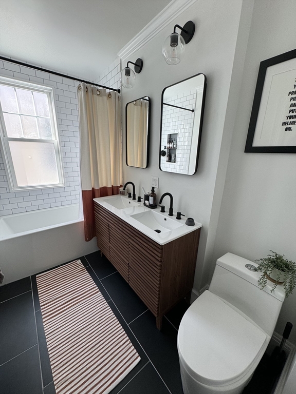 32 Roseclair Street, Unit 3 Boston, MA 02125 - Photo 9 of 17