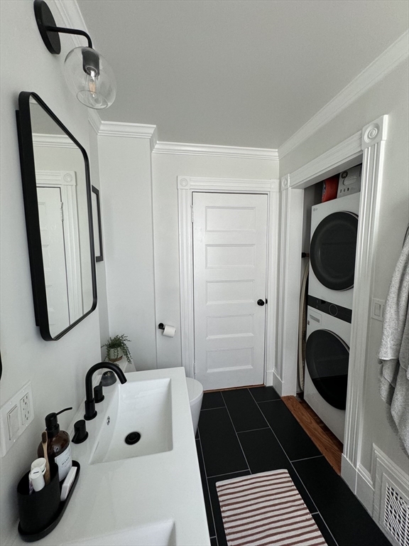 32 Roseclair Street, Unit 3 Boston, MA 02125 - Photo 10 of 17