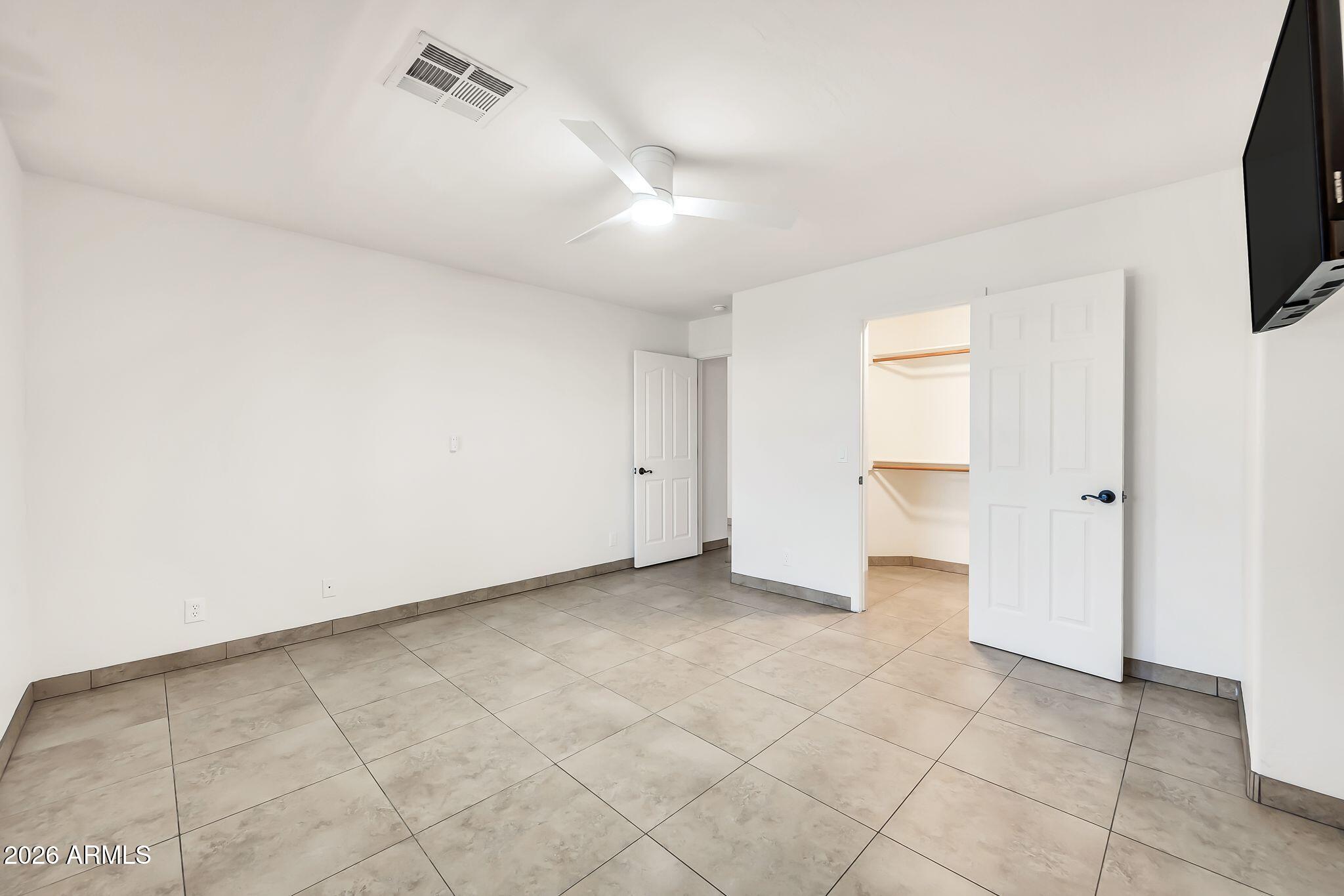 3048 East Erie Street Gilbert, AZ 85295 - Photo 21 of 47 Primary Bedroom