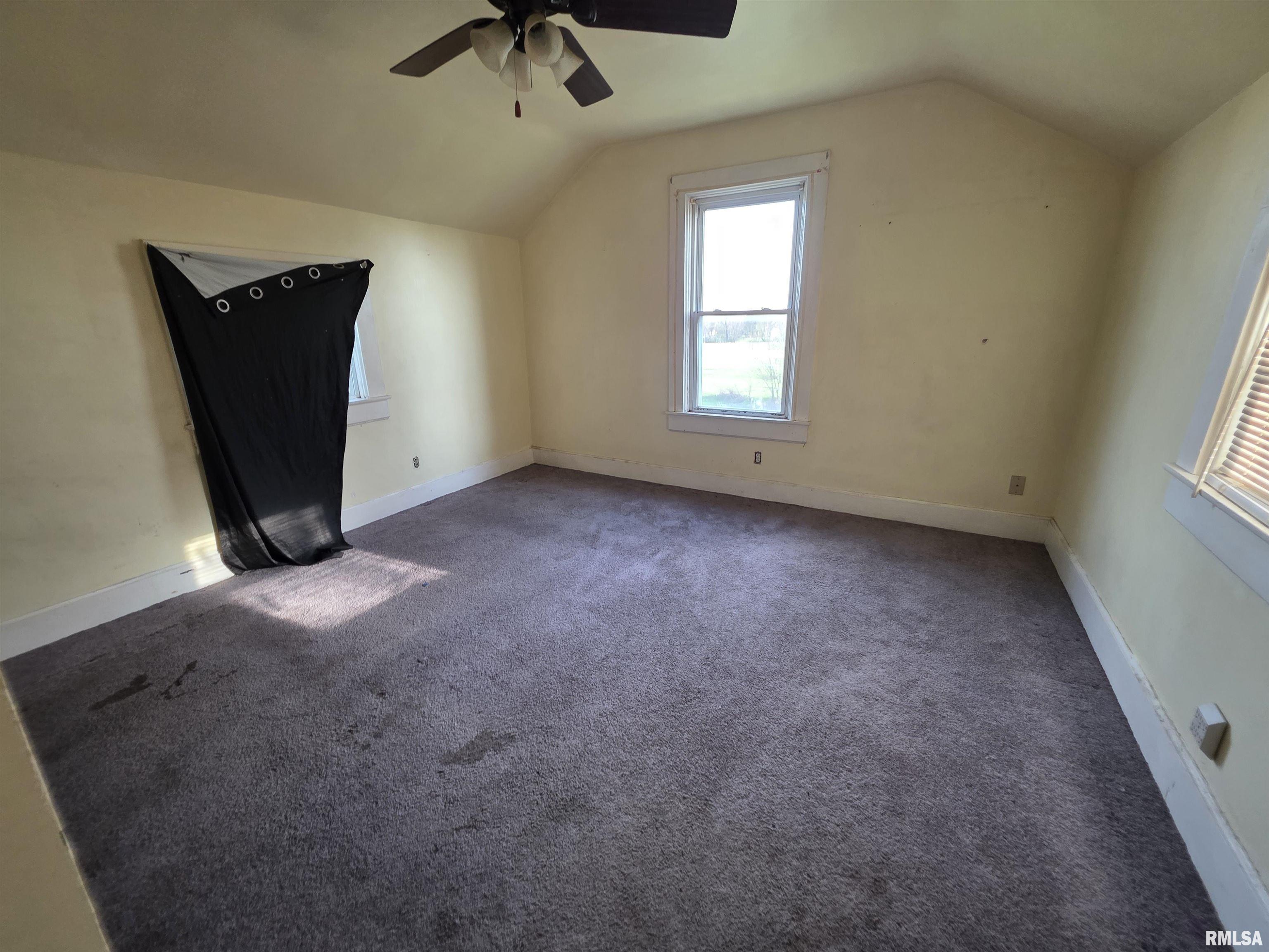 30 North Soangetaha Road Galesburg, IL 61401 - Photo 10 of 12