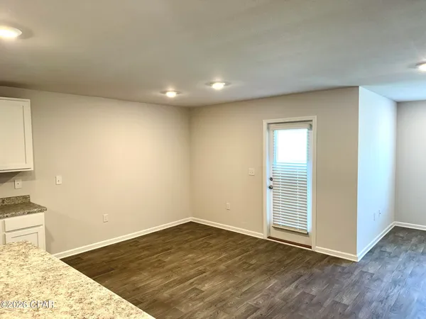 $2,300 | 4016 Pioneer Ln., Panama City, FL 32404