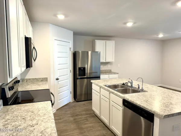 $2,300 | 4016 Pioneer Ln., Panama City, FL 32404