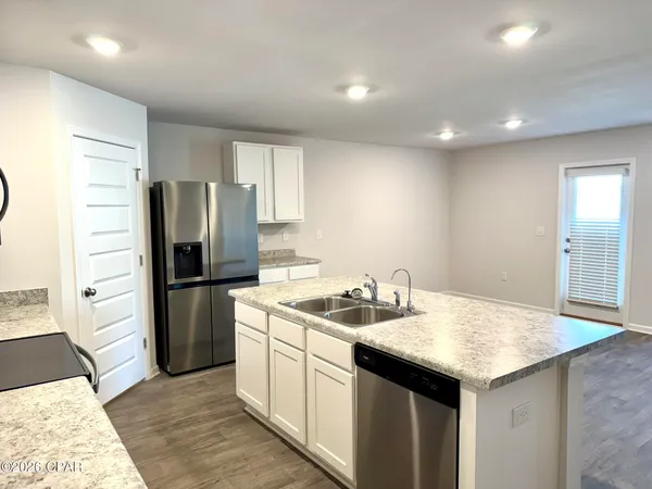 $2,300 | 4016 Pioneer Ln., Panama City, FL 32404