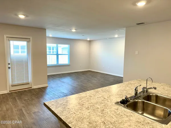 $2,300 | 4016 Pioneer Ln., Panama City, FL 32404