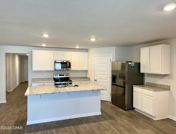 $2,300 | 4016 Pioneer Ln., Panama City, FL 32404
