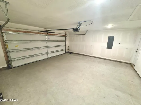 $2,300 | 4016 Pioneer Ln., Panama City, FL 32404