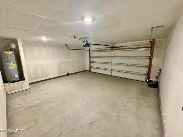 $2,300 | 4016 Pioneer Ln., Panama City, FL 32404