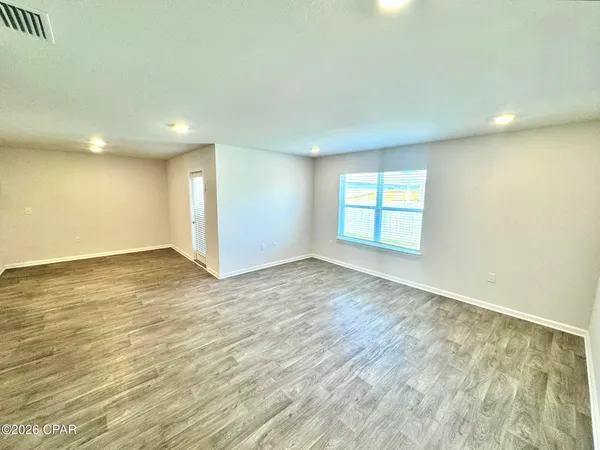 $2,300 | 4016 Pioneer Ln., Panama City, FL 32404