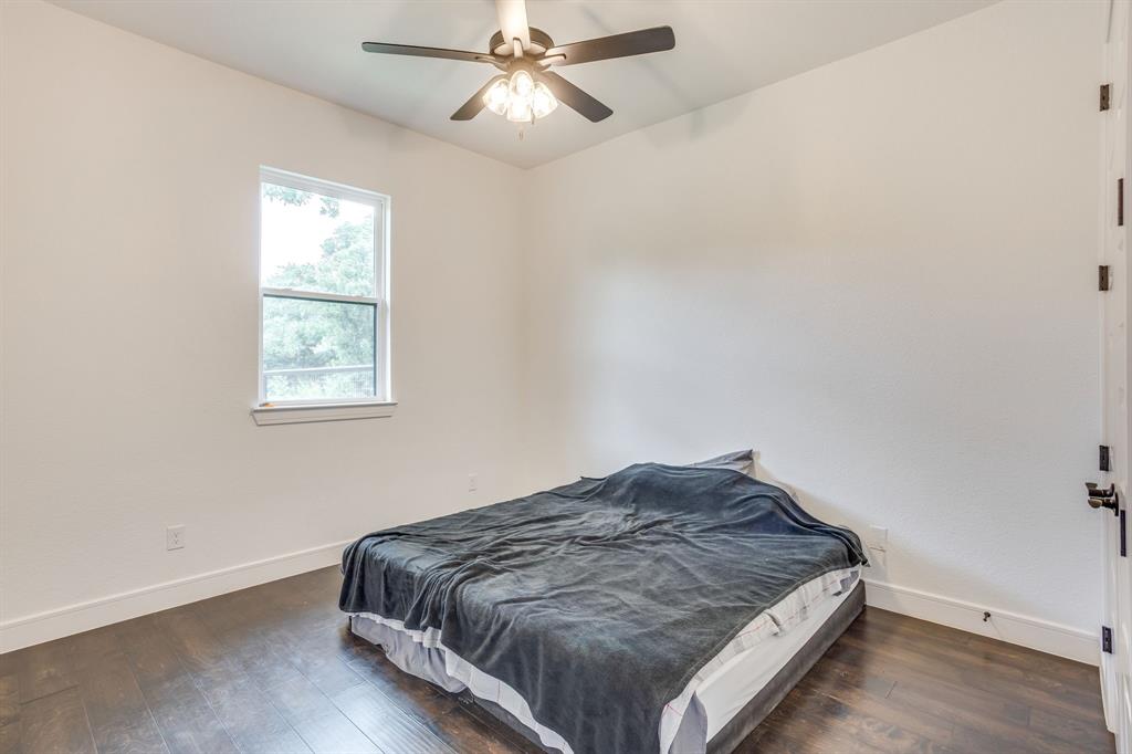 1057 Resolute Road Millsap, TX 76066 - Photo 12 of 28