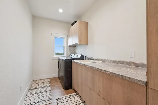 $765,000 | 2183 Waterview Lane, Lansing, IA 52151