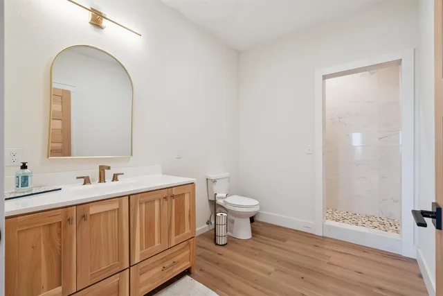 $765,000 | 2183 Waterview Lane, Lansing, IA 52151