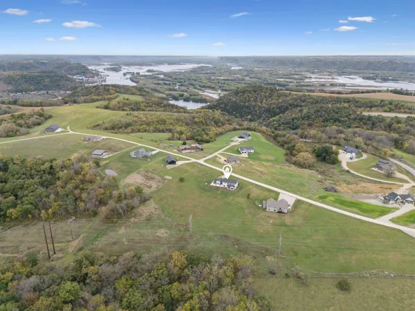 $765,000 | 2183 Waterview Lane, Lansing, IA 52151