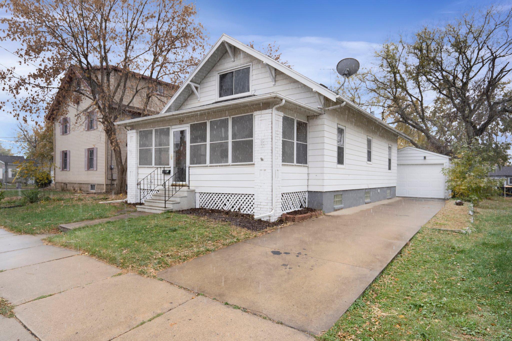 208 7th Street Northwest Rochester, MN 55901 - Photo 1 of 1