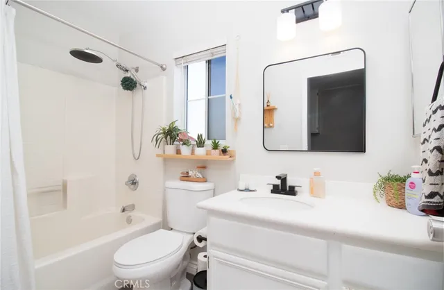 $735,000 | 922 Pala Mesa Drive, Corona, CA 92879