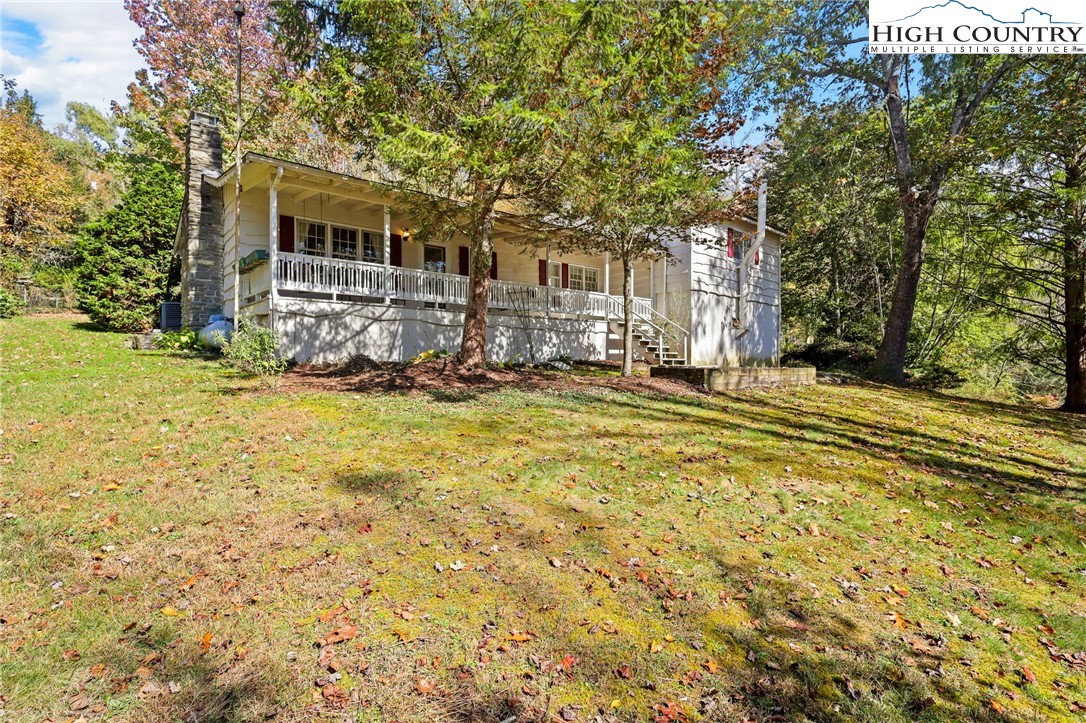 455 Boulder Gardens Road Banner Elk, NC 28604 - Photo 3 of 36