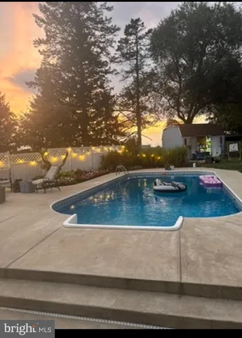 a view of outdoor space