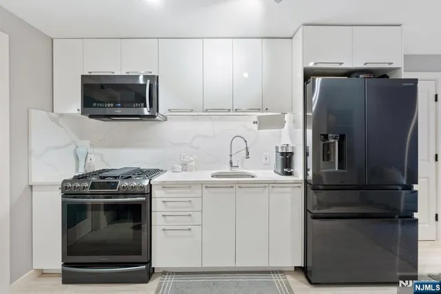 $1,250,000 | 65 Van Reipen Avenue, Jersey City, NJ 07306